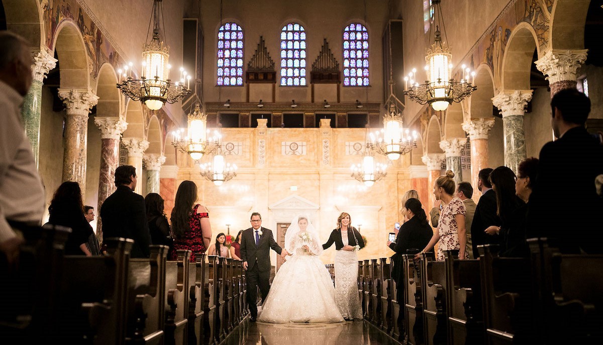 silent wedding ceremony photography