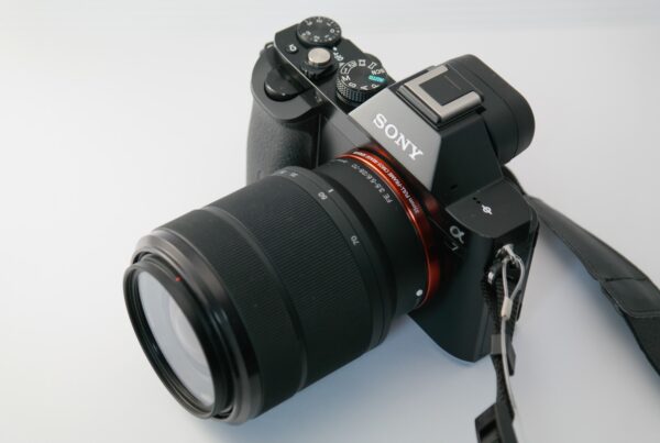 petzval metamorphose lens - The Lomography Petzval Métamorphose 35mm: Should Working Photographers Care
